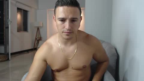 Snapshot of andres_bottero chatting on January 2025 12:57:01 AM Andrs botero online show from January 2025 12:57:01 AM