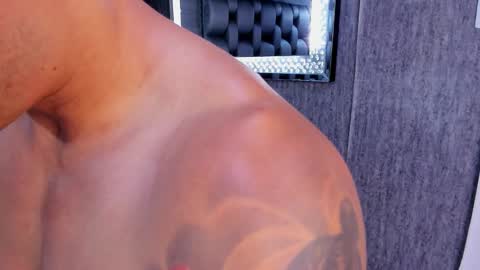 insta andres clark  online show from December 2024 03:08:02 PM