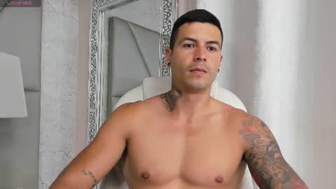 Snapshot of andres_clark chatting on June 2026 04:31:01 PM insta andres clark online show from June 2026 04:31:01 PM