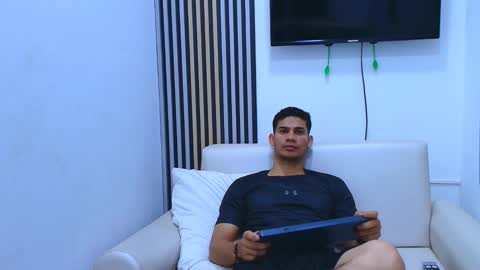 andres_stud online show from February 2026 03:51:02 AM