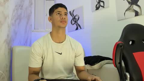 Snapshot of andres_stud777 chatting on November 2025 12:42:02 PM ANDRES online show from November 2025 12:42:02 PM