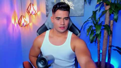 Andres online show from November 2025 10:08:02 PM