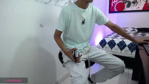 Andres Dean online show from December 2024 07:00:01 PM