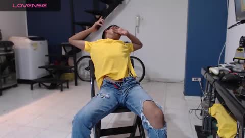 Andres Dean online show from January 2025 01:33:01 AM