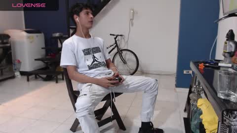 Andres Dean online show from February 2025 11:55:02 PM