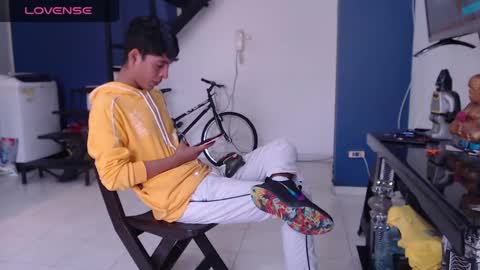 Andres Dean online show from February 2025 05:19:02 PM