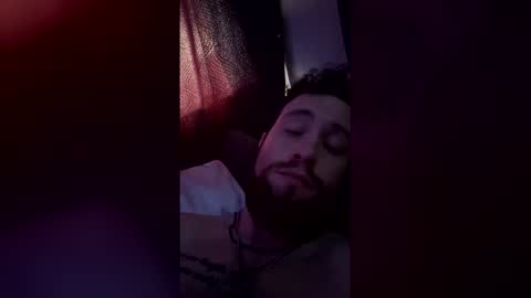 andrew284915 online show from December 2025 07:43:01 PM