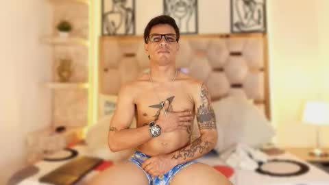 Snapshot of andrew_haalls chatting on November 2025 01:04:02 AM andrew_haalls online show from November 2025 01:04:02 AM