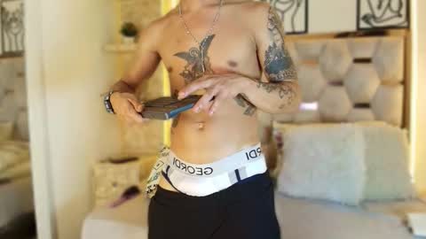 Snapshot of andrew_haalls chatting on November 2025 11:50:01 PM andrew_haalls online show from November 2025 11:50:01 PM