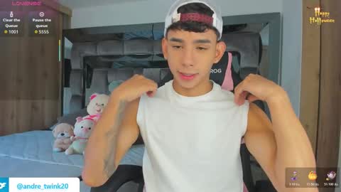 Snapshot of andrew_twink18 chatting on October 2025 07:19:02 PM Andrew M. online show from October 2025 07:19:02 PM