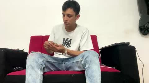 Snapshot of andrewcooper1 chatting on November 2025 06:24:01 AM andrew online show from November 2025 06:24:01 AM