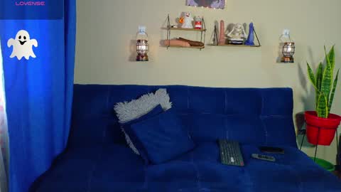 andrewfalcon_ online show from May 2026 08:17:02 PM