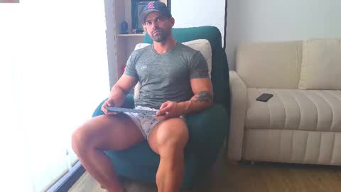 Andrew online show from February 2025 04:53:01 PM