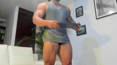 Snapshot of andrewjohnson0 chatting on February 2025 02:38:02 AM Andrew Johnson online show from February 2025 02:38:02 AM