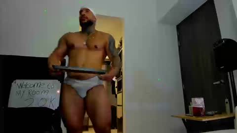 Snapshot of andrewjohnson0 chatting on September 2025 05:23:01 PM Andrew Johnson online show from September 2025 05:23:01 PM