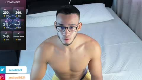 Snapshot of andrewl0321 chatting on March 2025 11:55:02 AM Follow me in Fansly online show from March 2025 11:55:02 AM