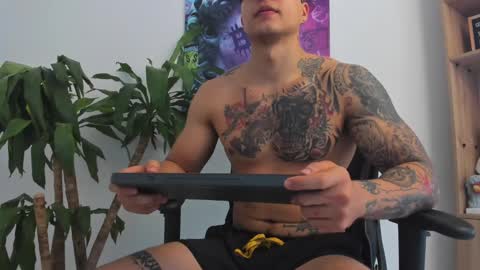 andrewmaterazzi online show from January 2025 04:45:01 PM