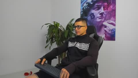 andrewmaterazzi online show from February 2025 12:54:01 AM