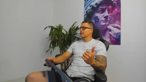 andrewmaterazzi online show from February 2025 02:40:01 AM