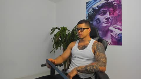 andrewmaterazzi online show from February 2025 12:52:02 AM