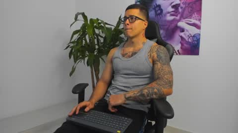 andrewmaterazzi online show from March 2025 10:52:02 PM