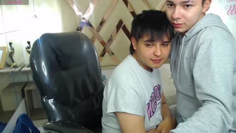 ANDREW online show from January 2025 12:09:01 PM