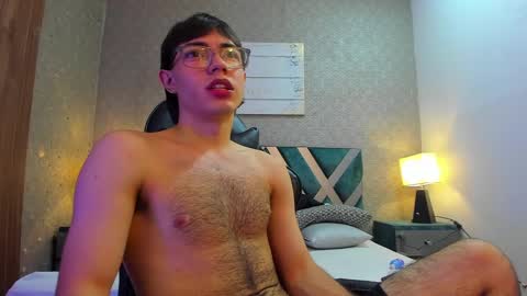 AndreW White online show from December 2024 11:06:02 PM