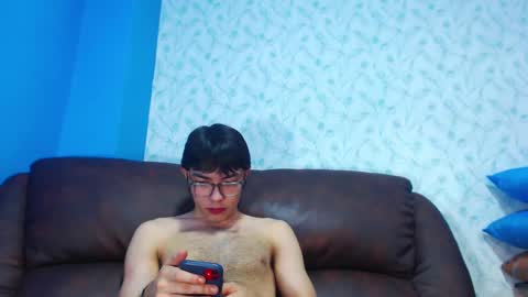 AndreW White online show from December 2024 09:28:02 PM