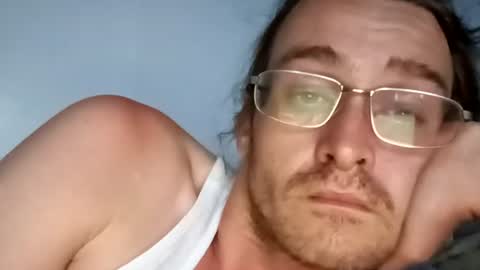 Snapshot of andrewwhitby chatting on June 2026 04:43:02 AM andrewwhitby online show from June 2026 04:43:02 AM