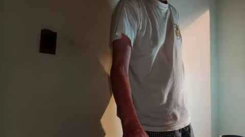 Snapshot of andrexmartinex chatting on December 2024 12:46:02 AM Andres online show from December 2024 12:46:02 AM