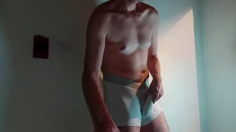 Snapshot of andrexmartinex chatting on December 2024 02:58:01 AM Andres online show from December 2024 02:58:01 AM