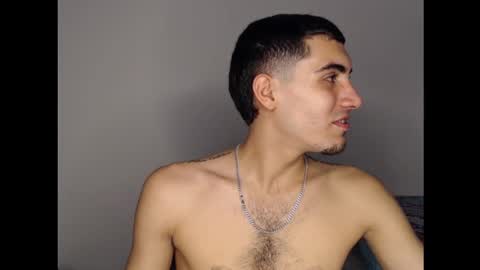 andriuhot066 online show from December 2024 03:58:01 AM