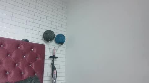 Snapshot of andromedashine chatting on February 2025 01:27:01 PM vero paez online show from February 2025 01:27:01 PM