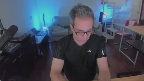 Andrew online show from April 2026 01:26:01 AM