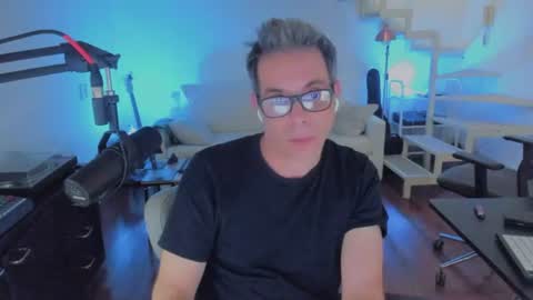 Snapshot of andy0pandi chatting on July 2026 05:27:02 AM Andrew online show from July 2026 05:27:02 AM