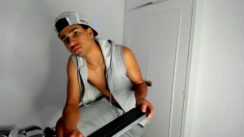 Andy online show from January 2025 07:57:01 AM