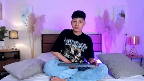 Andy online show from May 2026 05:08:01 PM