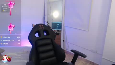 Snapshot of andy_tay1 chatting on December 2024 10:55:02 AM Andy tay online show from December 2024 10:55:02 AM