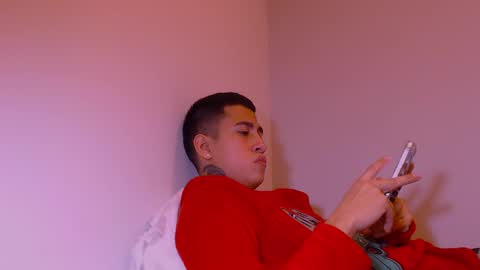 andy_xtralarge online show from March 2025 10:08:02 PM