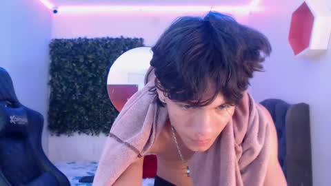 andyanddant online show from March 2025 04:02:01 PM