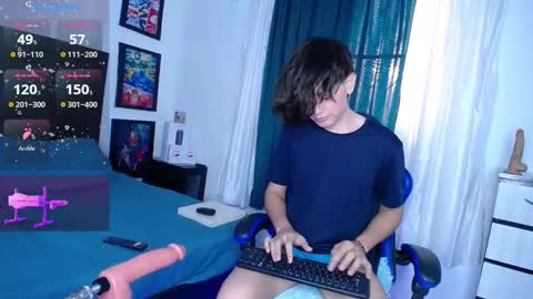 andy online show from December 2025 09:43:01 PM