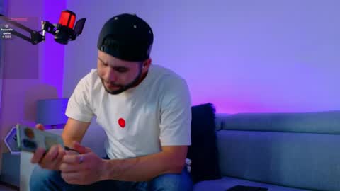 Andy online show from March 2026 07:59:01 PM