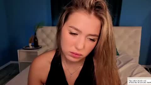 Snapshot of anellyball_ chatting on July 2026 01:05:02 AM Anelly online show from July 2026 01:05:02 AM