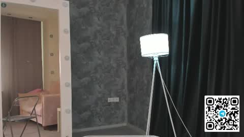 Snapshot of anellyball_ chatting on July 2026 10:39:01 AM Anelly online show from July 2026 10:39:01 AM