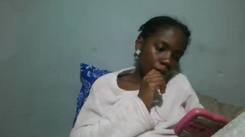 Snapshot of angeeliine chatting on June 2026 05:35:01 PM angeeliine online show from June 2026 05:35:01 PM
