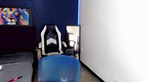 Snapshot of angel21___ chatting on December 2024 01:07:02 AM Angel21 online show from December 2024 01:07:02 AM