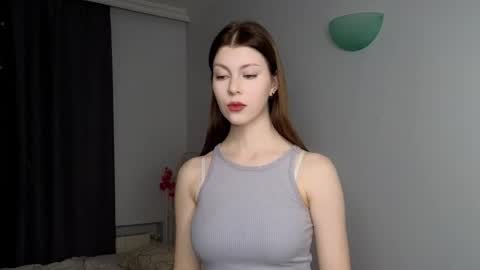 Snapshot of angel___face chatting on November 2025 06:40:02 PM Keira online show from November 2025 06:40:02 PM