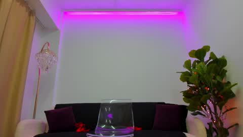 Snapshot of angel__vibe chatting on December 2025 08:50:02 PM angel__vibe online show from December 2025 08:50:02 PM