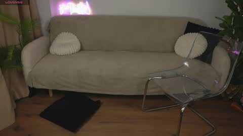 angel__vibe online show from April 2026 08:31:02 PM