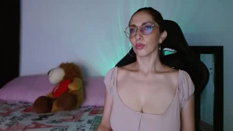 angel blackhot online show from October 2025 11:38:01 PM